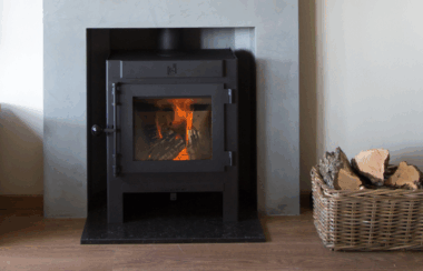 Plaatsen schouw houtkachel